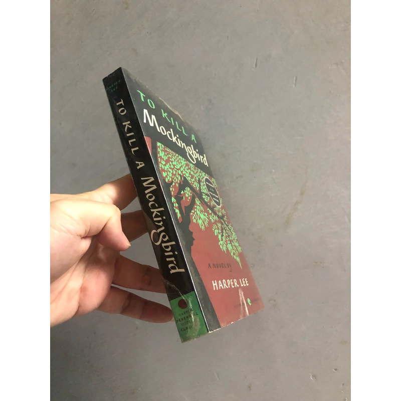 Giết con chim nhại - To kill a Mockingbird (sách được bảo quản trong màng bọc mỏng) 326738