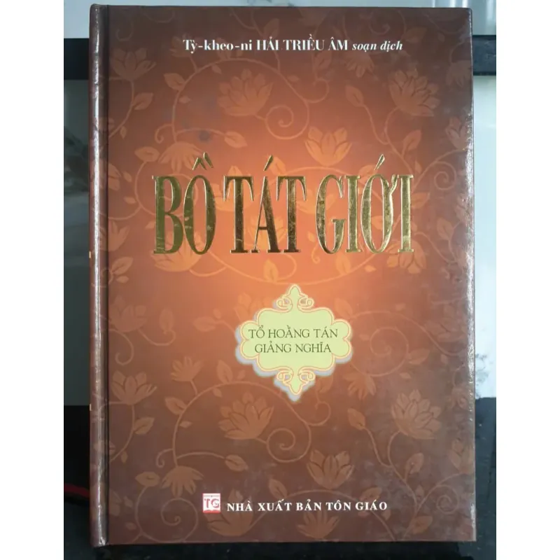 Bồ Tát Giới - Tỳ-kheo-ni Hải Triều Âm soạn dịch - mới 100% 674714