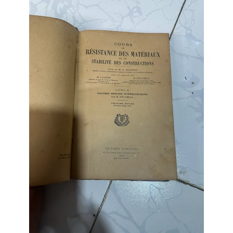 Sách tiếng anh 697728