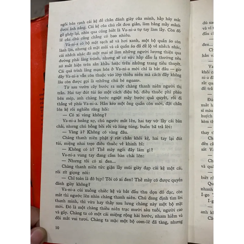 NHỮNG NGỌN CỜ TRÊN THÁP - LÊ ĐỨC MẪN (NGƯỜI DỊCH) 279264