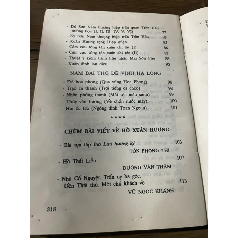 HỒ XUÂN HƯƠNG - THƠ VÀ ĐỜI 592096