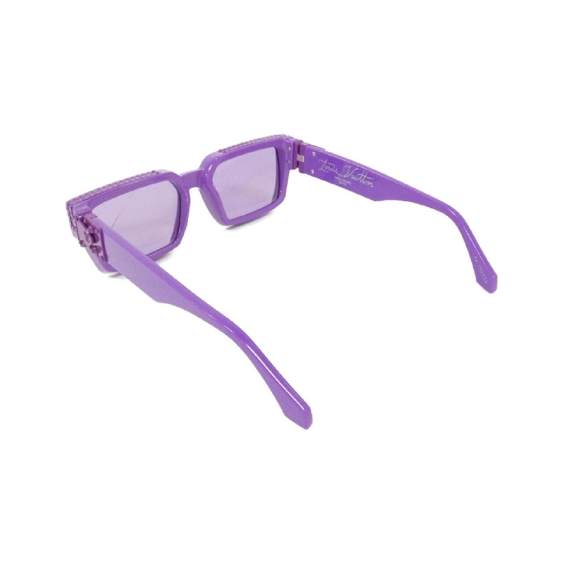 Kính mát Louis Vuitton 1.1 triệu phú Z1601E 625402