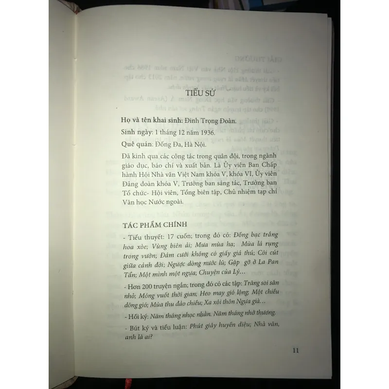 Trăng soi sân nhỏ - Ma Văn Kháng  711367