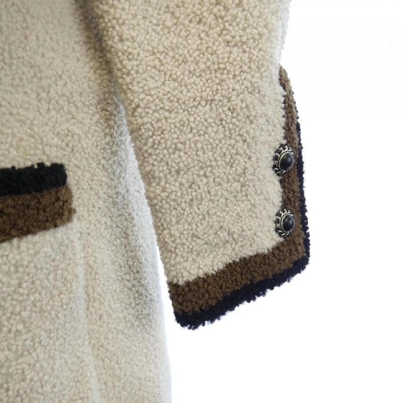 Áo khoác lông cừu CHANEL 632974