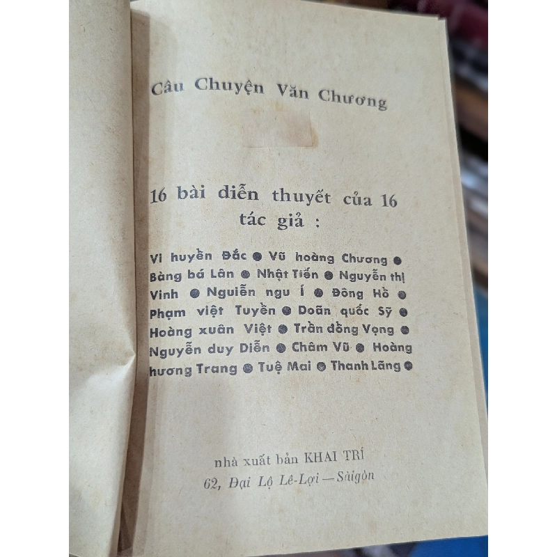 CÂU CHUYỆN VĂN CHƯƠNG ( SÁCH ĐÓNG LẠI BÌA CỨNG ) 196282