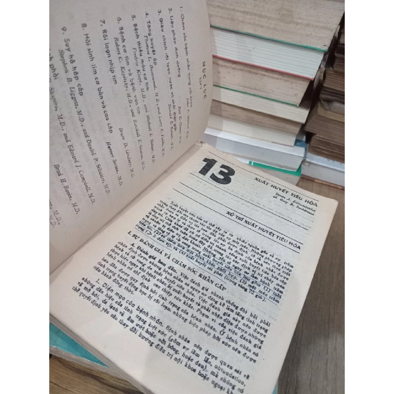 Sổ tay điều trị nội khoa: Tài liệu dịch - Trường Đại học Y dược TP. Hồ Chí Minh 755722