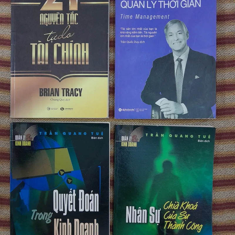 Bộ 4 cuốn sách quản lý công việc tài chinh 571335