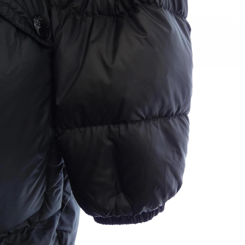 Áo khoác lông vũ MONCLER ABRICOTIER 632050