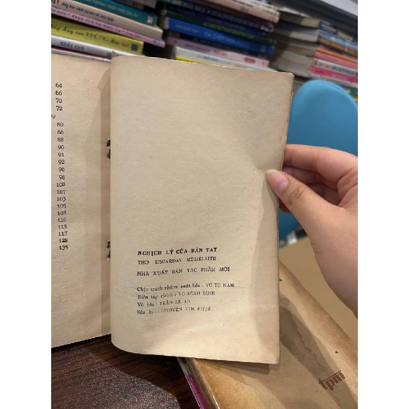 Nghịch Lý Của Bàn Tay - Thơ - Không rõ 1000723