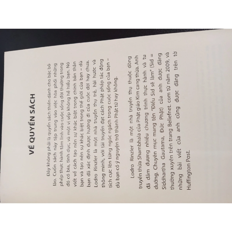 Phật Bước Vào Quán Bar - Kim Chỉ Nam Cuộc Sống Cho Thế Hệ Mới (2017) - Lodro Rinzlf.R Mới 90% HCM.ASB2601 912928