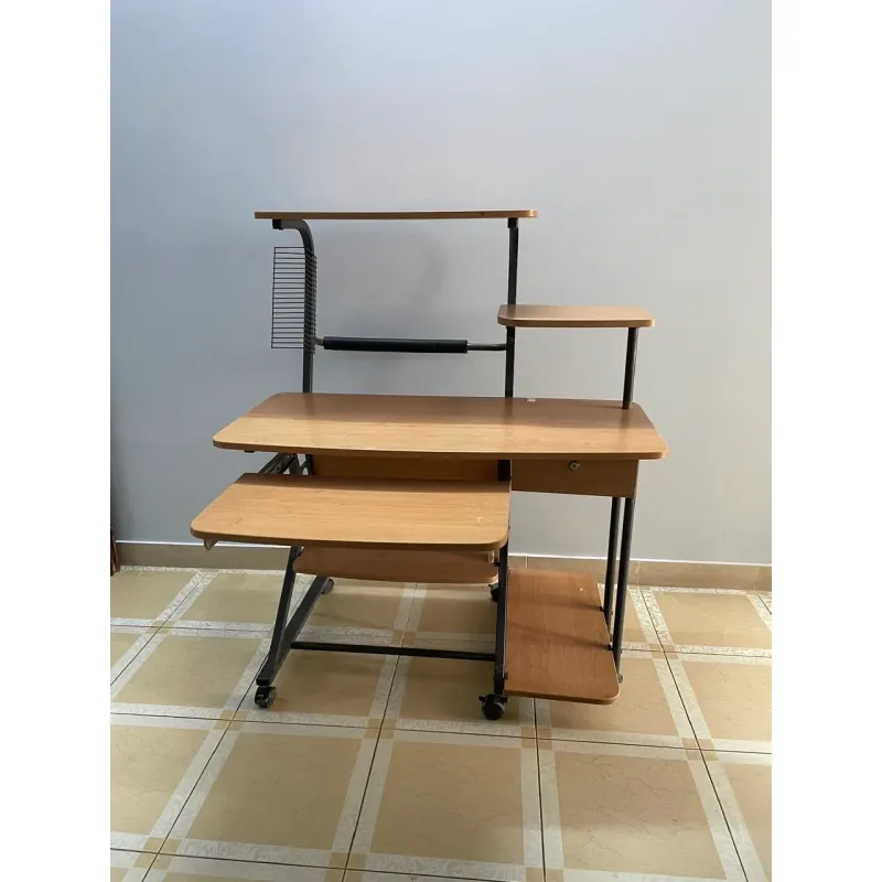 Bàn học sinh gỗ tự nhiên khung sắt sơn tĩnh điện kiểu dáng hiện đại 758087