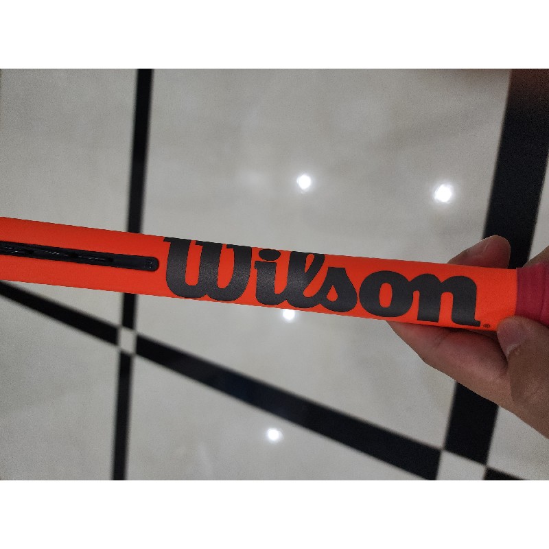 Vợt tennis wilson like new 99% 20761