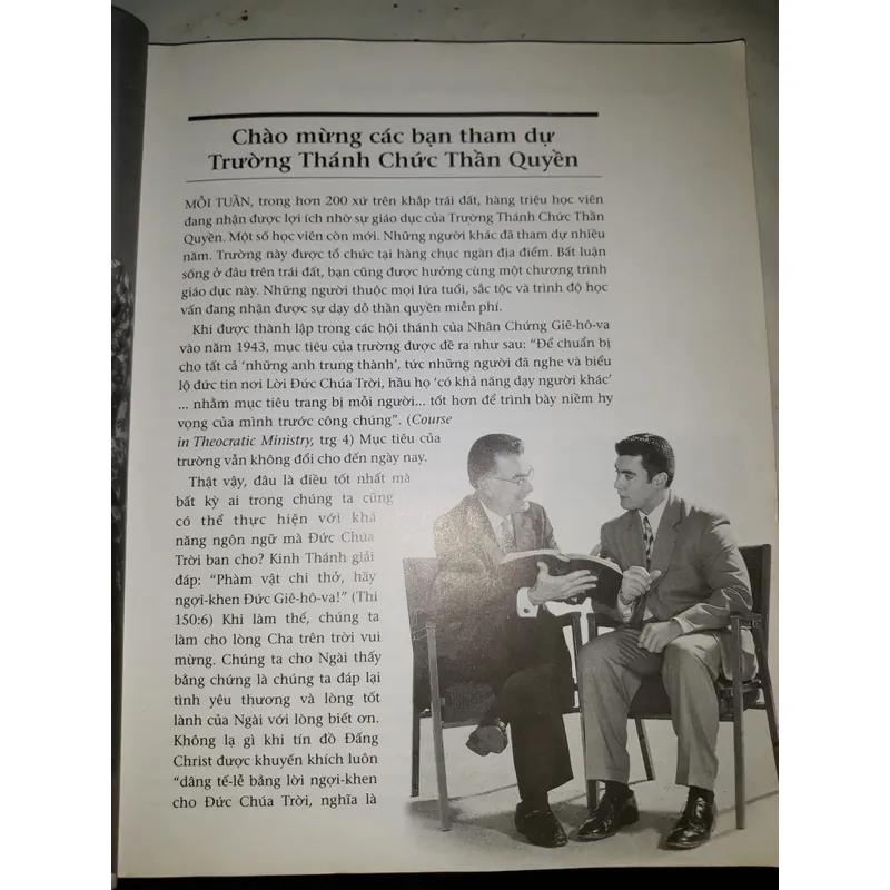 Được lợi ích nhờ sự giáo dục của trường Thánh Chức Thần Quyền 688397