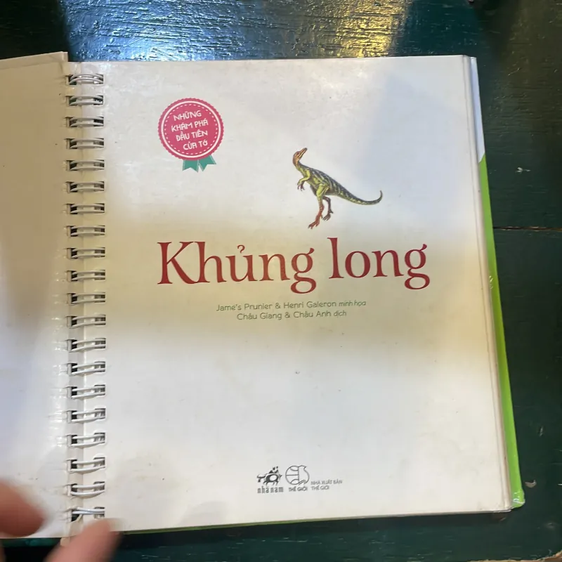 Những khám phá đầu tiên của tớ : KHỦNG LONG - sách tương tác - nhã nam  1027432