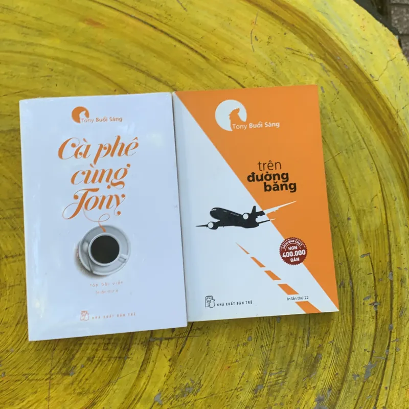 COMBO TONY BUỔI SÁNG: cà phê cùng Tony & trên đường băng (2) 791150