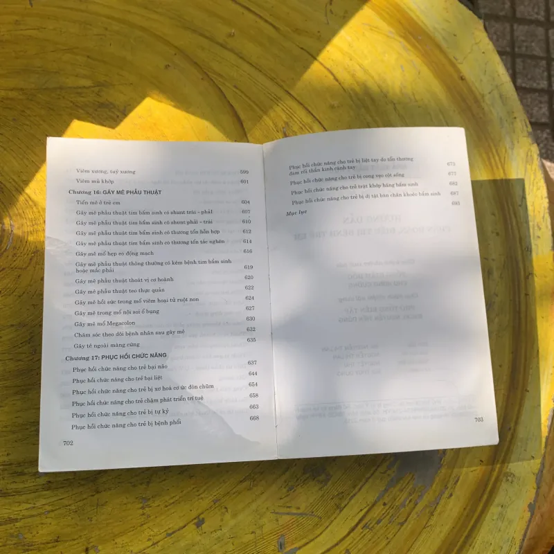 HƯỚNG DẪN CHẨN ĐOÁN ĐIỀU TRỊ BỆNH TRẺ EM- chủ biên GS.TS. Nguyễn công khanh  786379