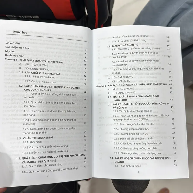 Sách quản trị marketing 720074