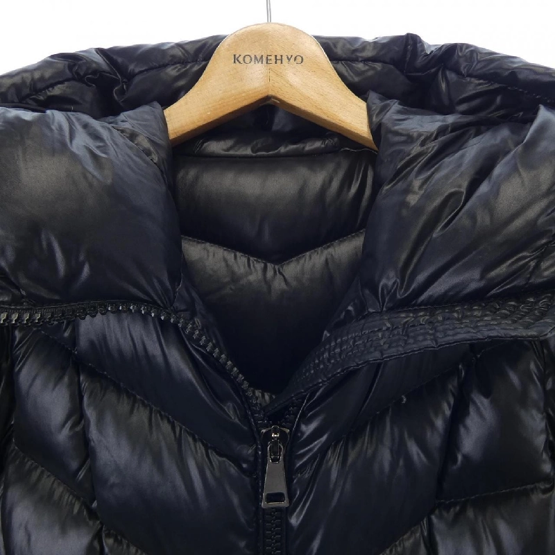 Áo khoác lông vũ MONCLER FULIG 630117