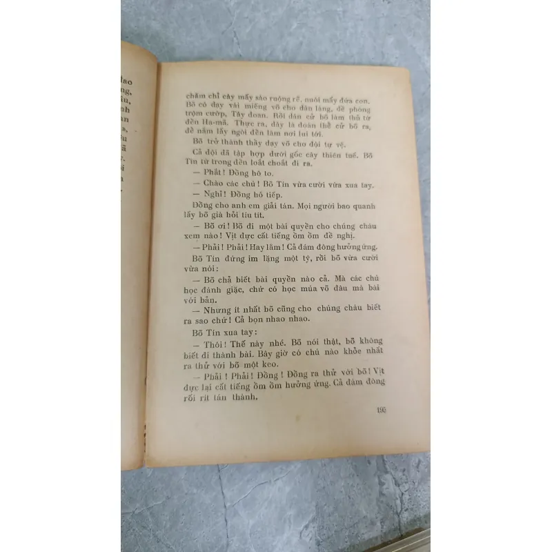 XÓM THƠ TRƯỜNG THI - HOÀNG NGỌC ANH 604788