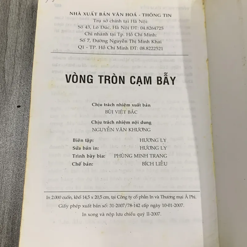 Vòng tròn cạm bẫy - vương cường. 6a3 733419