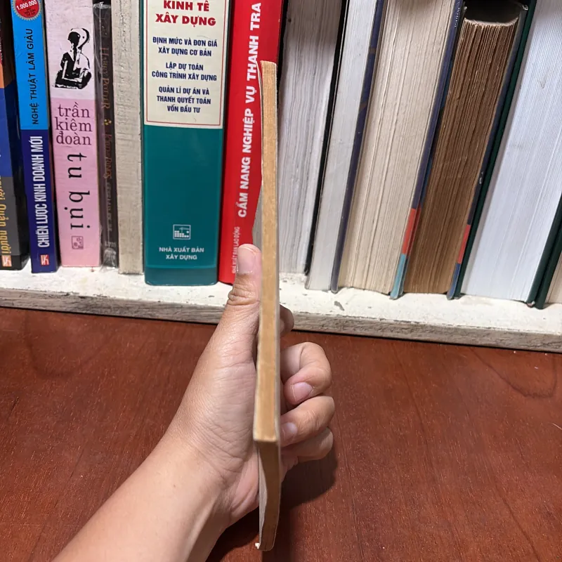 II Sách Xưa: Chính Sách Đối Với Công Thương Nghiệp Tư Bản Tư Doanh Ở Miền Nam - 1978 750587