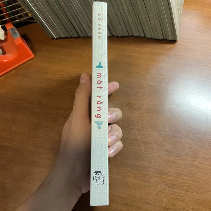 [TÂM LÝ XÃ HỘI] Mắt rỗng - Đỗ Phấn 781768