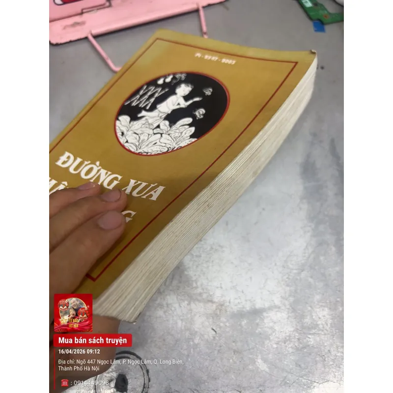 Đường xưa mây trắng" của tác giả Thích Nhất Hạnh 1022891