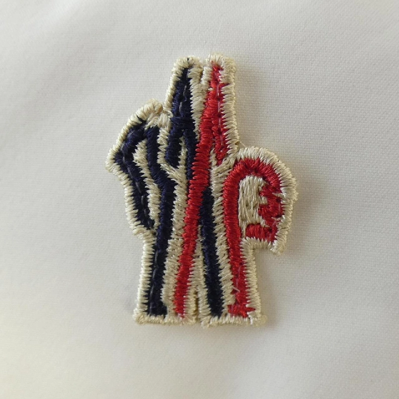 MONCLER GRENOBLE LAMOURA Áo khoác lông 632867