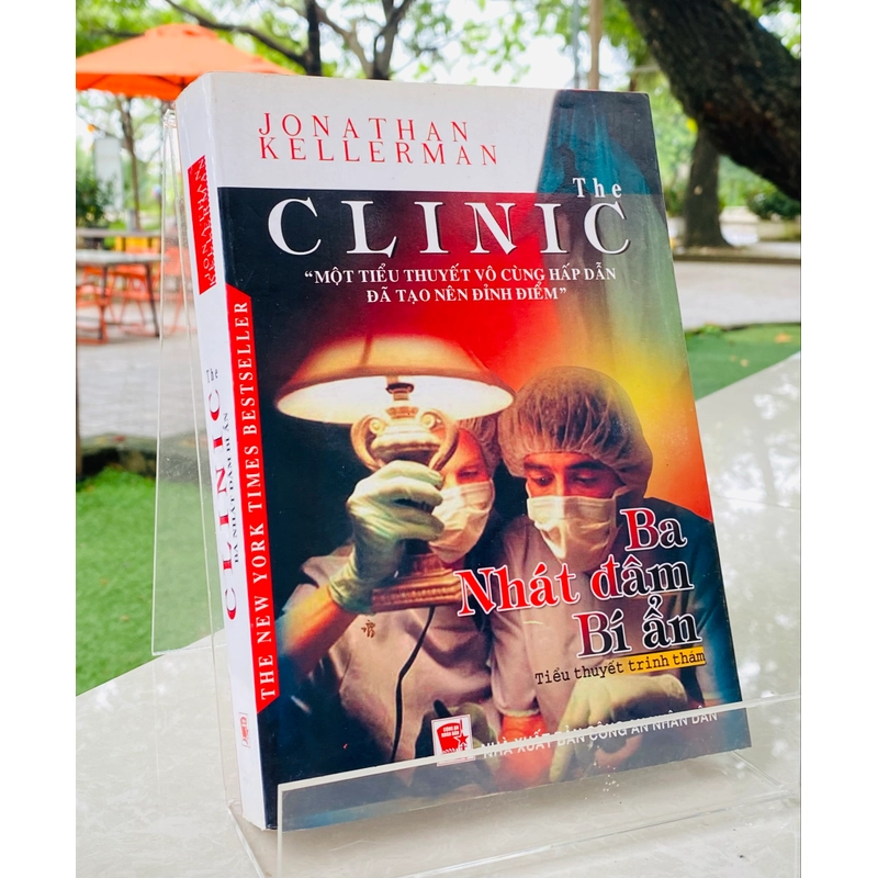 THE CLINIC - BA NHÁT ĐÂM BÍ ẨN 547497