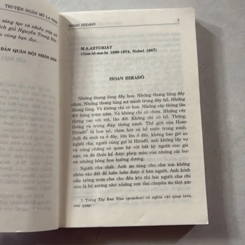 Vầng trăng và cầu vồng - Nguyễn Trung Đức dịch 746944