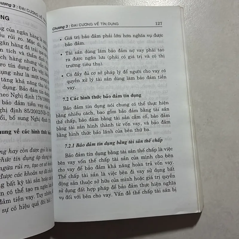 Tiền tệ ngân hàng 727011