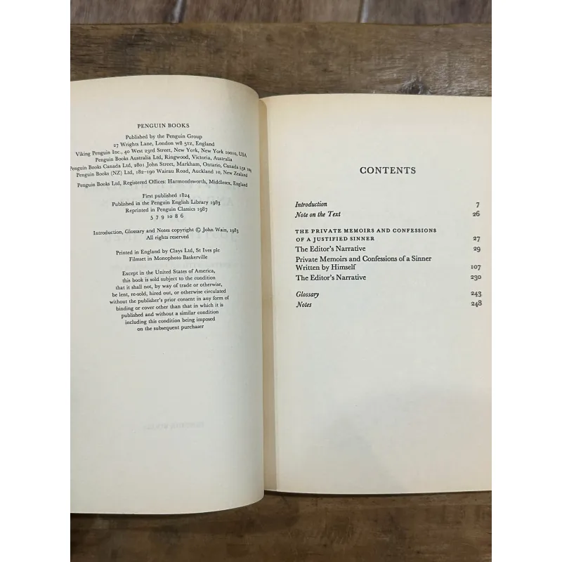 The Private Memoirs and Confessions of a Justified Sinner - James Hogg 731170