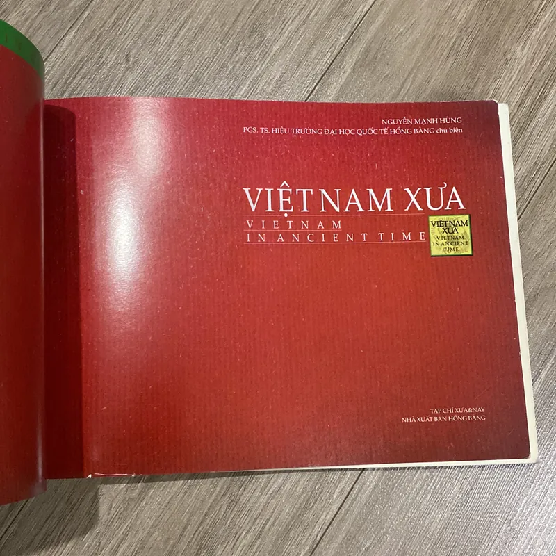 VIỆT NAM XƯA, sách ảnh, xb 2012 732991