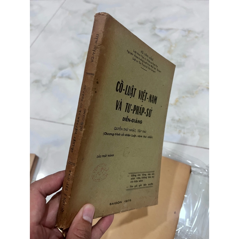 Cổ luật Việt nam và tư pháp sử diễn giảng - Vũ Văn Mẫu (trọn bộ) 300984