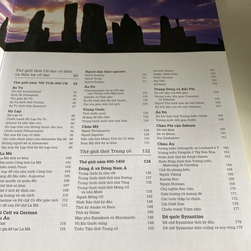 WORLD HISTORY - TỪ THẾ GIỚI CỔ ĐẠI ĐẾN THỜI ĐẠI THÔNG TIN, bản bìa cứng, sách ảnh đẹp 971195