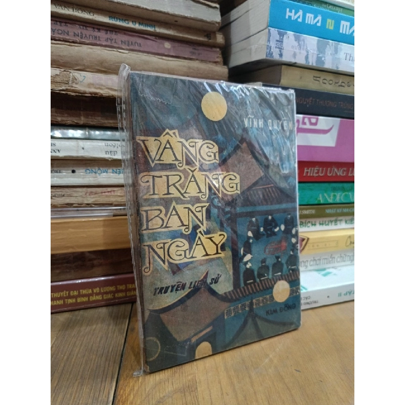 Vầng trăng ban ngày - Vĩnh Quyền 776227