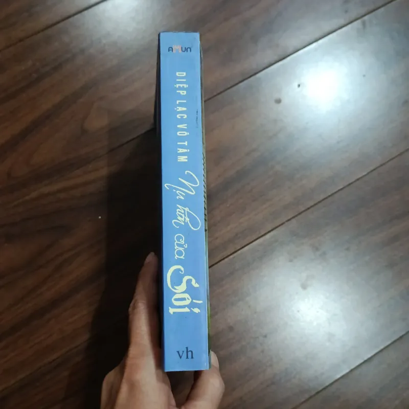 Nụ hôn của sói 757438