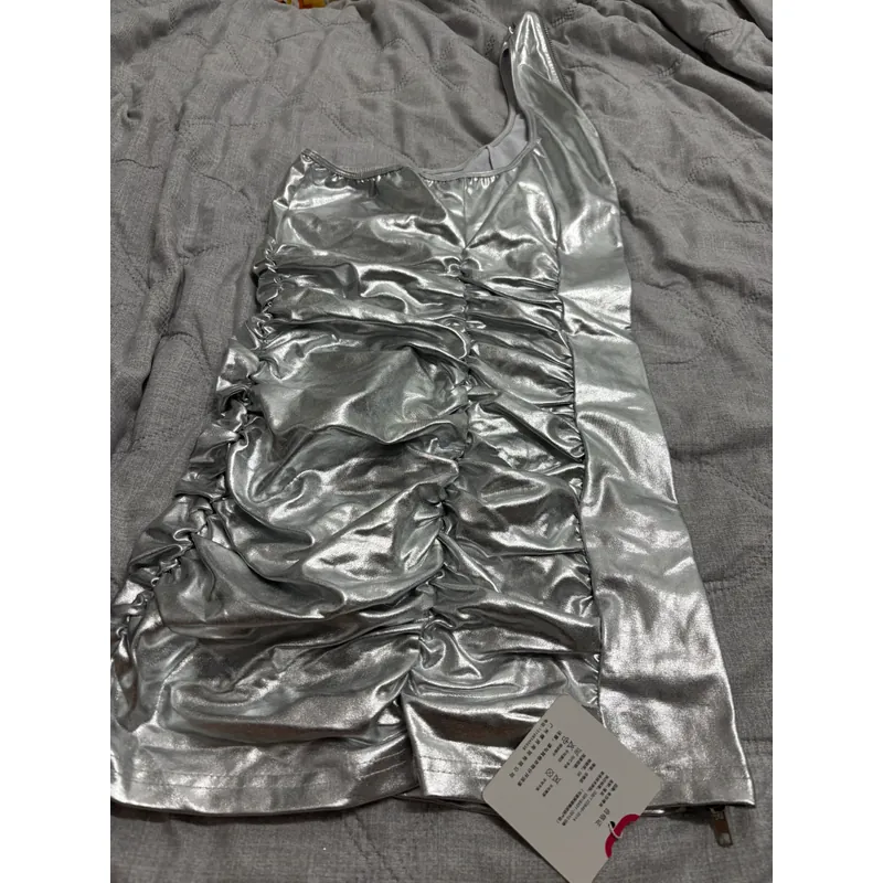 Đầm lệch vai 699346