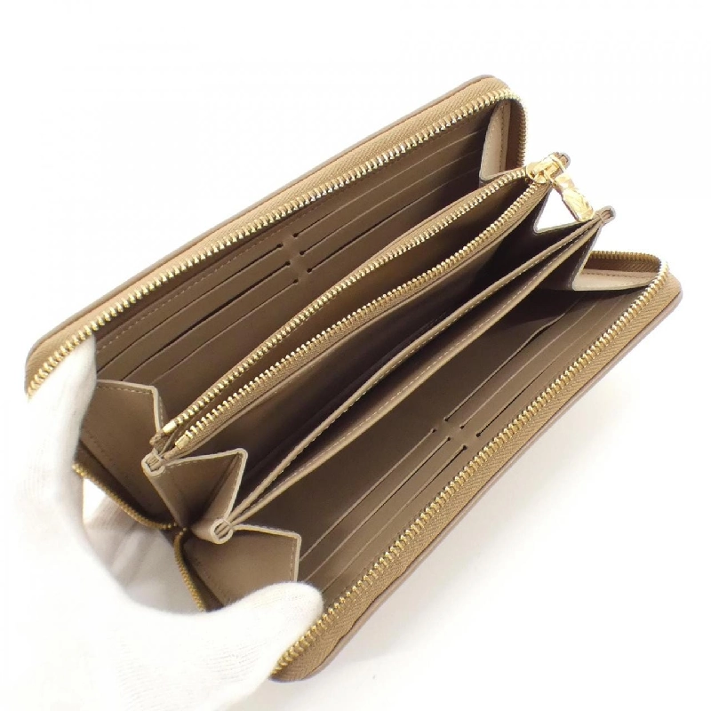 Ví Zippy Coussin Louis Vuitton M81511 623719