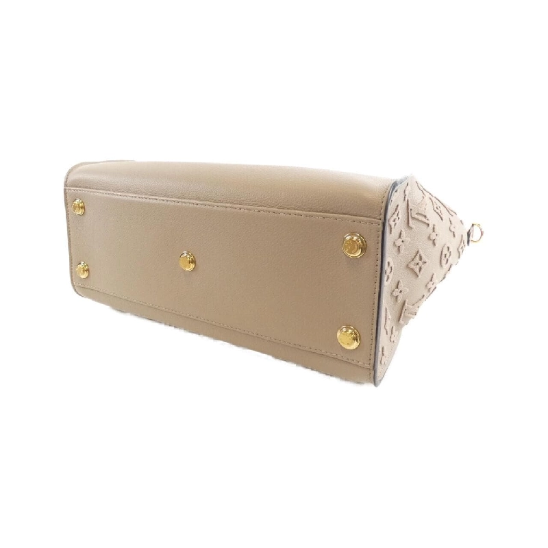 Túi Louis Vuitton On My Side MM M53825 618689