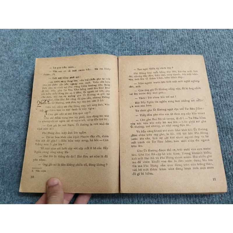 DÒNG SÔNG NƯỚC MẮT - THANH GIANG 689518