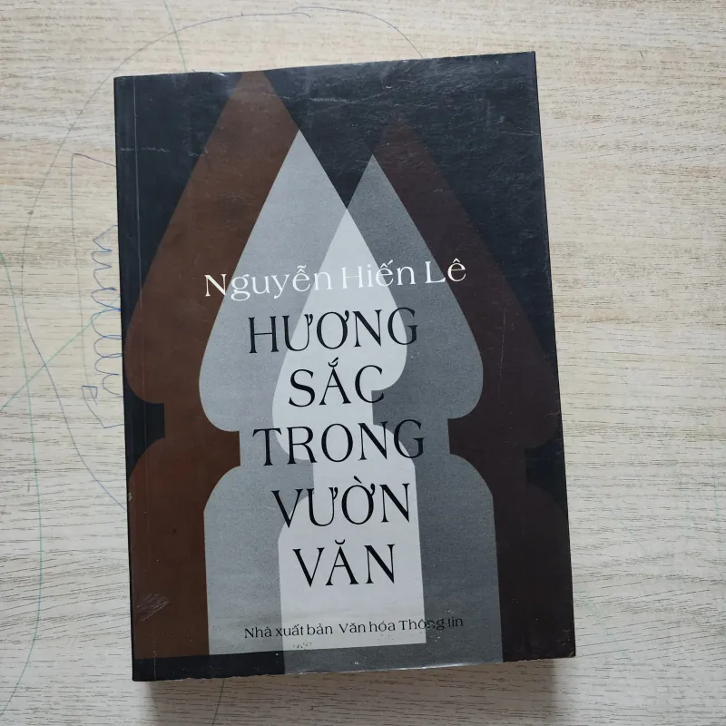 Hương sắc trong vườn văn | Nguyễn hiến lê 752849