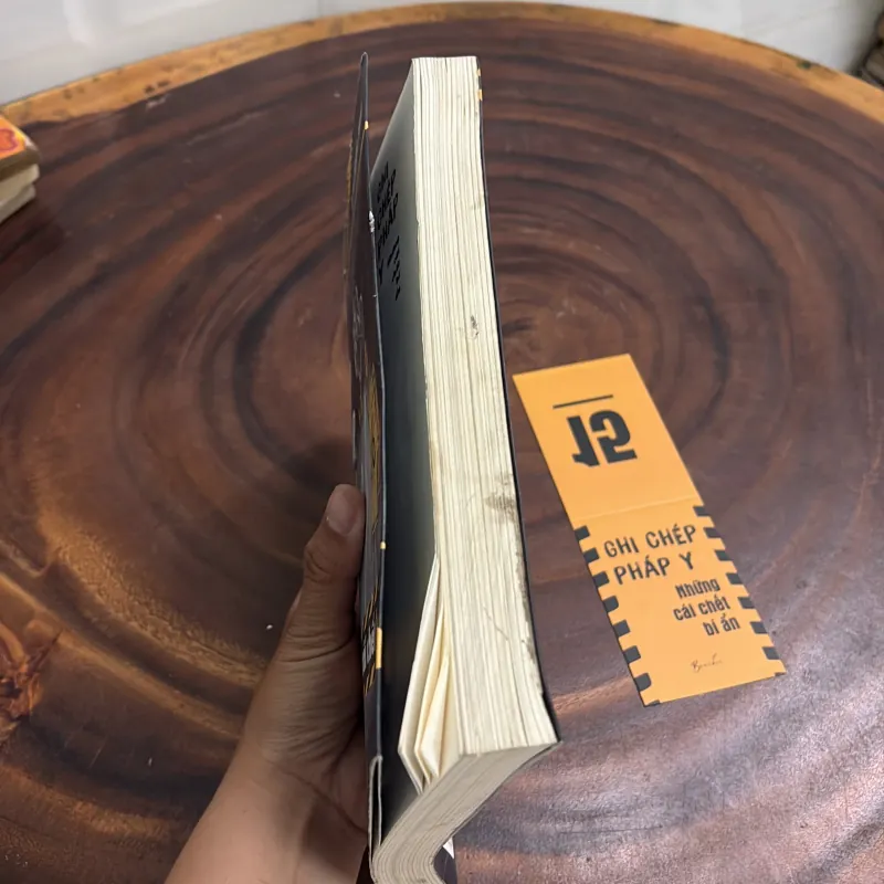 II Ghi Chép Pháp Y: Những Cái Chết Bí Ẩn - Lưu Hiểu Huy - 2024 991939