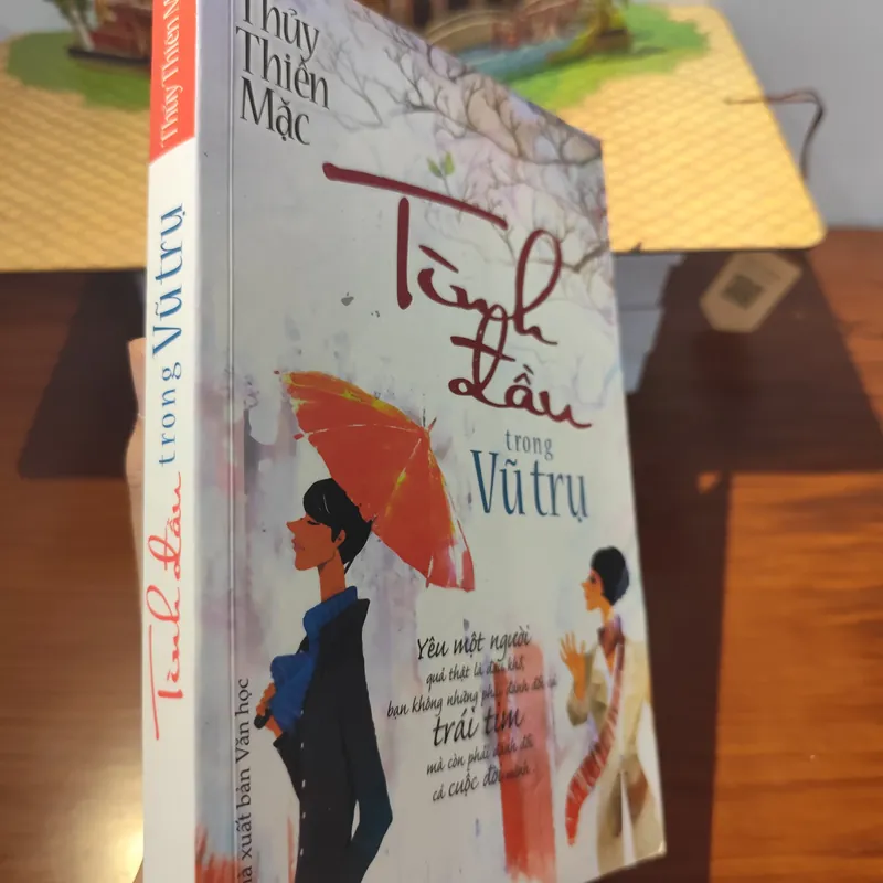 Tình đầu trong vũ trụ 562198