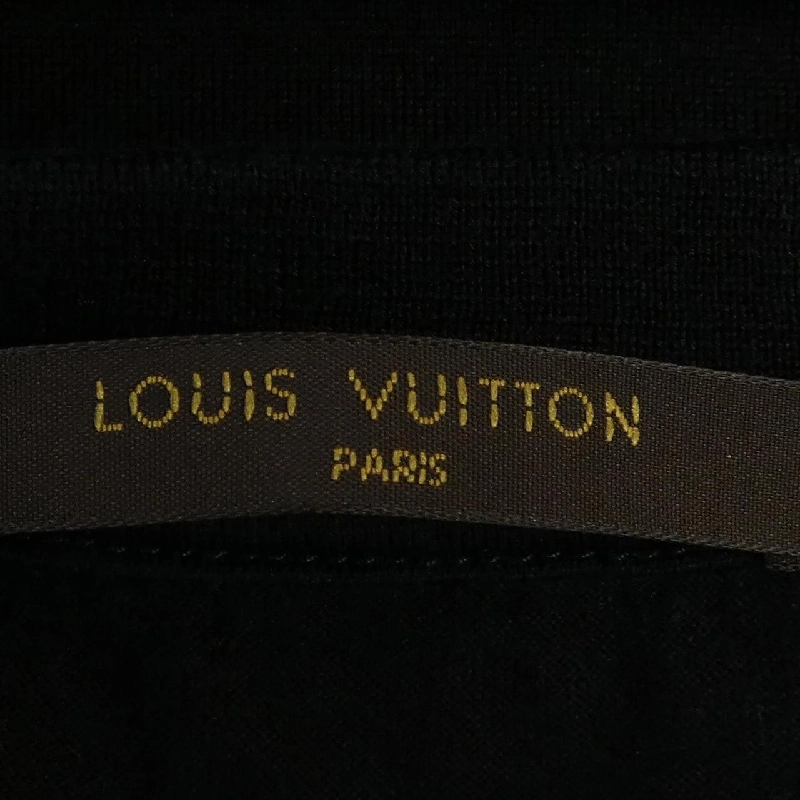 Áo thun cổ điển LOUIS VUITTON HAY50WJC8 - Hàng hiệu Authentic 897509
