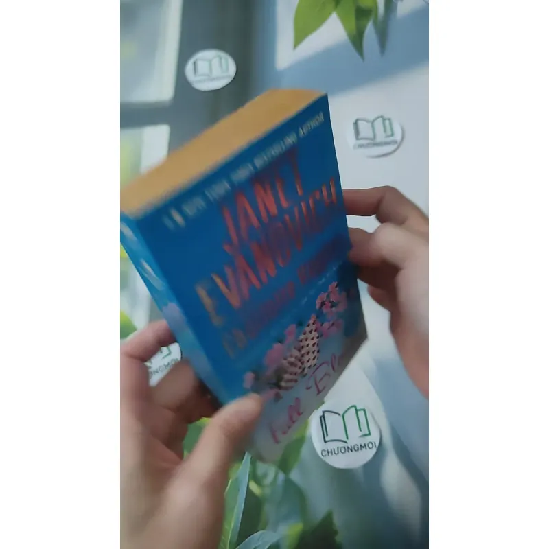 Full Bloom - Janet Evanovich & Charlotte Hughes 1027582