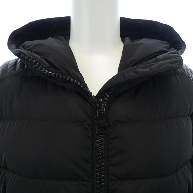Áo khoác lông vũ MONCLER TALEVE 629355