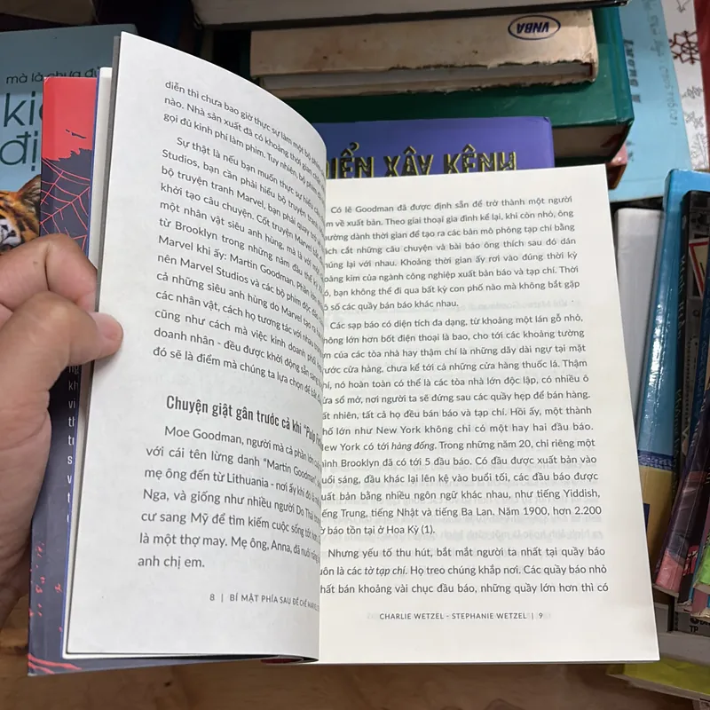 II Sách Kỹ Năng: Bí Mật Phía Sau Đế Chế Marvel Studios - Charlie Wetzel, Stephanie Wetzel 698402