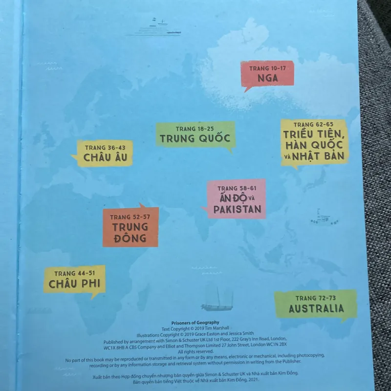 Những tù nhân của địa lí khám phá sự vận hành của thế giới qua những tấm bản đồ 765927