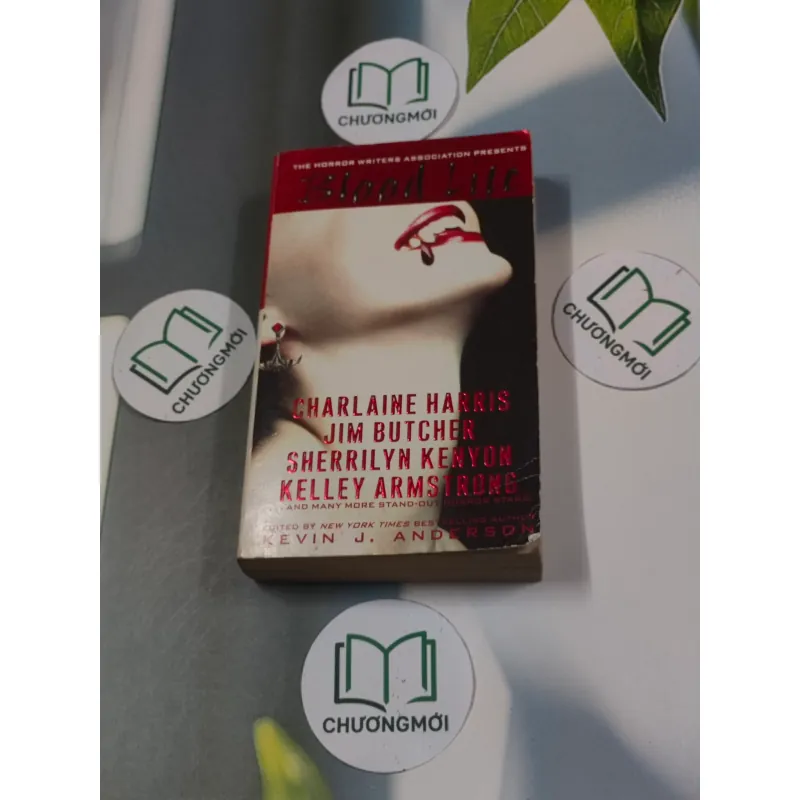 Blood Lite: An Anthology of Humorous Horror Stories - Kevin J. Anderson, Charlaine Harris 634514